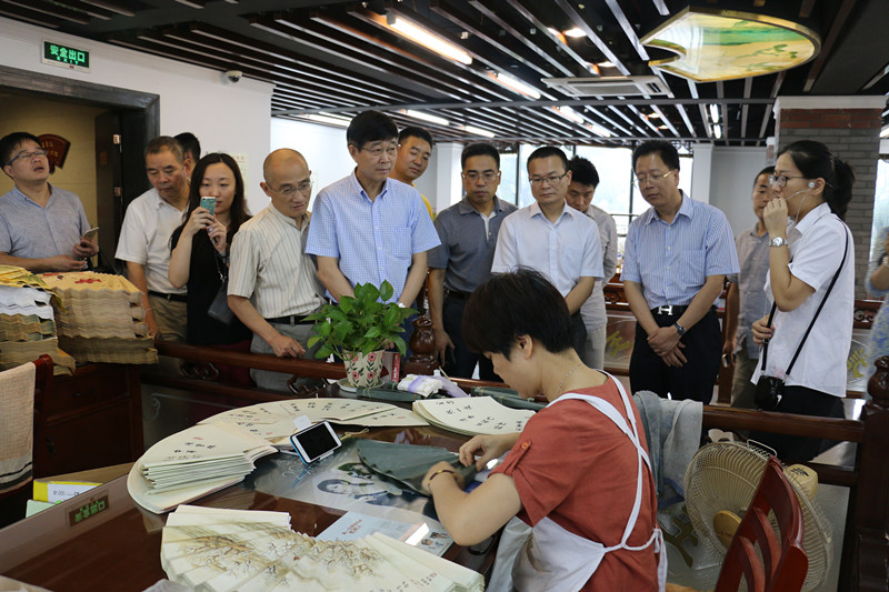 百年老店煥新生-----（世瀚）杭州老字號(hào)發(fā)展策略研討會(huì)在王星記召開